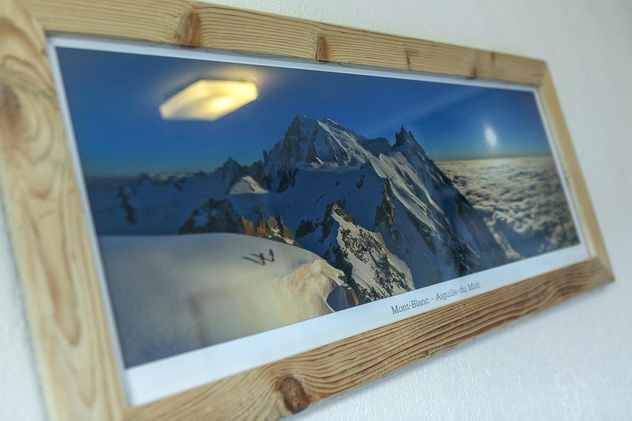 Apartment Aiglons - Central Chamonix Mountain Haven Bagian luar foto